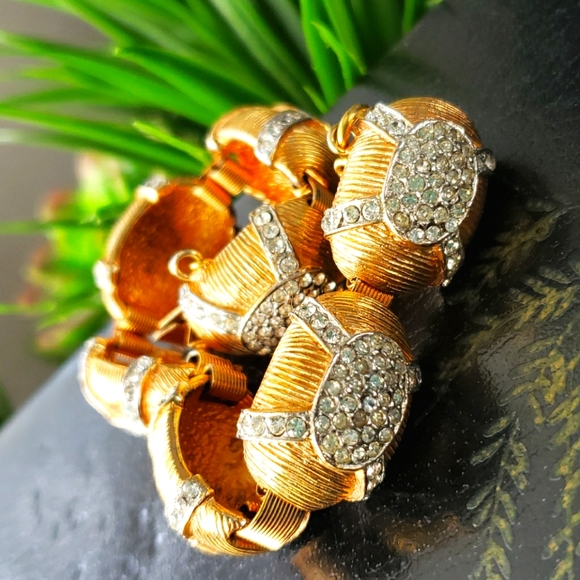 VTG High End Ciner Unsigned Pave Set Rhinestone Oval Gold Link Designer Bracelet - Picture 9 of 13